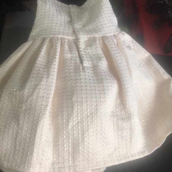 Carters baby girls Beautiful gold dress . - Picture 7 of 8